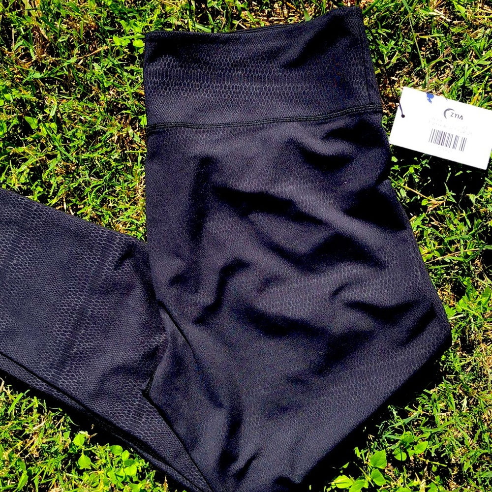 Zyia - Black Venom Light n Tight